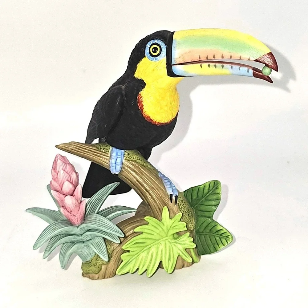 Lenox 2002 Keel-Billed‎ Toucan Bird Porcelain Figurine Tropical Rainforest Decor